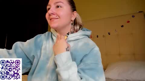 Debbie Mon Tue Fri Sun Sat GMT 3 1000am - 0400pm  online show from November 4, 2025, 5:12 pm