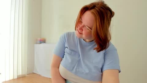 Snapshot of debbiewood chatting on June 4, 2026, 5:24 am DeboraDebbieDee online show from June 4, 2026, 5:24 am