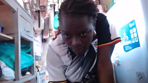 debbyslatter online show from December 18, 2025, 7:47 am