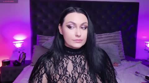 debinnyneanalover online show from April 3, 2026, 7:06 am