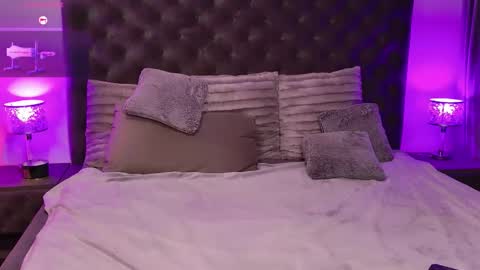 Snapshot of debinnyneanalover chatting on April 25, 2026, 8:39 am debinnyneanalover online show from April 25, 2026, 8:39 am