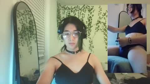 deciduousdoll online show from November 1, 2025, 6:04 am