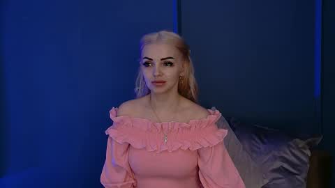 DeeaVIP online show from March 13, 2026, 5:47 am