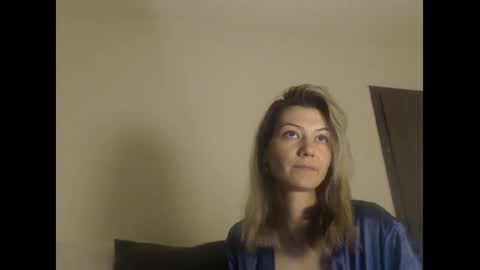 Snapshot of deelightfull chatting on December 7, 2024, 5:20 pm Deelightfull online show from December 7, 2024, 5:20 pm