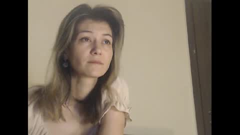 Snapshot of deelightfull chatting on January 1, 2025, 5:33 pm Deelightfull online show from January 1, 2025, 5:33 pm