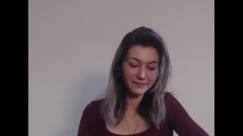 Snapshot of deelightfull chatting on February 21, 2025, 12:50 pm Deelightfull online show from February 21, 2025, 12:50 pm