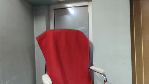 Snapshot of deepintoyourmind chatting on October 1, 2025, 8:42 am hi guys i m a cute milf i m here for good time and nice people pls be respectfool and enjoy me online show from October 1, 2025, 8:42 am