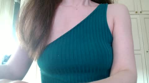 KamiDevi online show from July 1, 2026, 1:02 pm