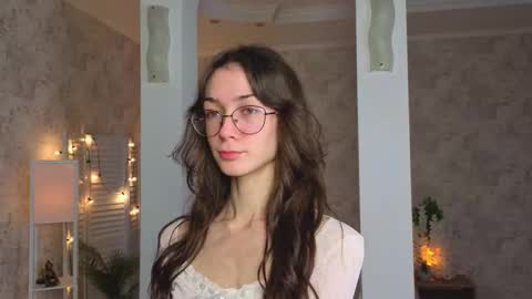 Snapshot of defeded_lovee chatting on October 3, 2025, 7:55 pm Amy online show from October 3, 2025, 7:55 pm