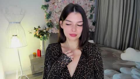 DegreeOfSincerity online show from November 28, 2025, 1:19 am