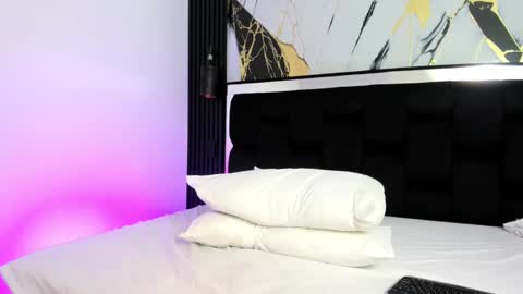 Snapshot of dei_v_48 chatting on December 13, 2024, 8:20 am DEIVY online show from December 13, 2024, 8:20 am