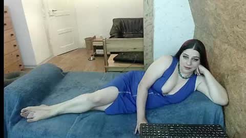 deinekatze online show from June 8, 2026, 8:31 pm