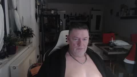 Snapshot of deinprinz2312 chatting on January 2, 2025, 3:58 am deinprinz2312 online show from January 2, 2025, 3:58 am