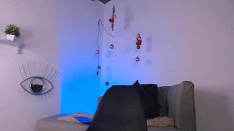 Snapshot of deivy_gram chatting on January 4, 2025, 10:55 pm DEIVY online show from January 4, 2025, 10:55 pm