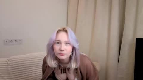 Snapshot of delciepfost chatting on November 21, 2025, 4:33 am Rana online show from November 21, 2025, 4:33 am