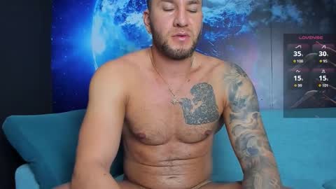 Snapshot of delessandro_world chatting on October 4, 2025, 5:38 am Delessandro online show from October 4, 2025, 5:38 am