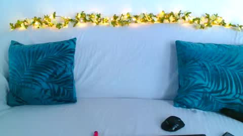 Snapshot of deliciaalove chatting on March 4, 2025, 8:49 pm deliciaalove online show from March 4, 2025, 8:49 pm