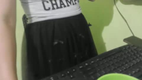 Snapshot of delicious_kitty4u chatting on November 15, 2025, 4:14 pm delicious_kitty4u online show from November 15, 2025, 4:14 pm