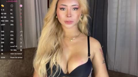 Hello your loving faye 3 online show from March 30, 2026, 10:16 am