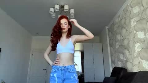 Mila online show from March 13, 2026, 7:26 am