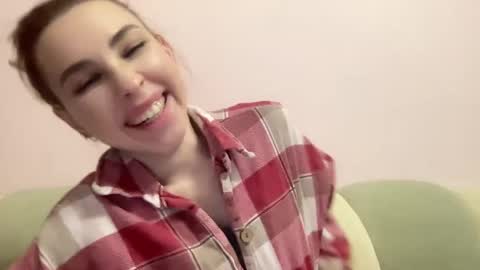 Snapshot of deliverysmile chatting on December 10, 2024, 11:19 pm Delivery online show from December 10, 2024, 11:19 pm