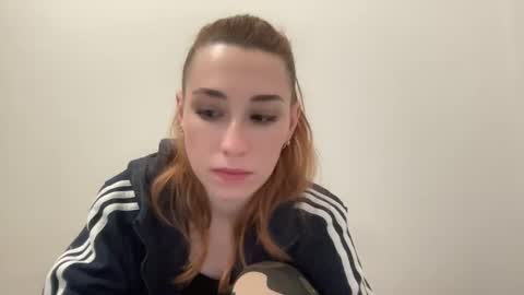 Snapshot of deliverysmile chatting on January 29, 2025, 1:05 am Delivery online show from January 29, 2025, 1:05 am