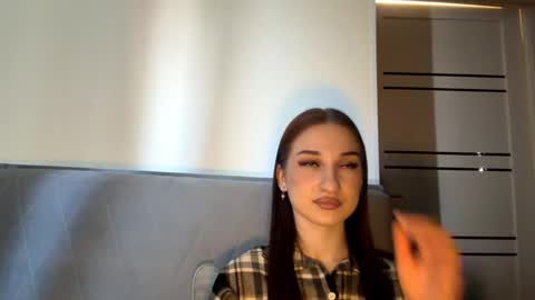 Delphaswindler online show from April 25, 2026, 1:41 pm