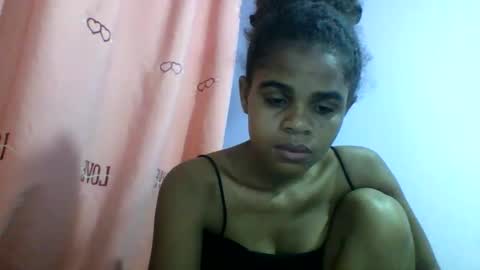 delphine online show from March 30, 2026, 11:50 pm