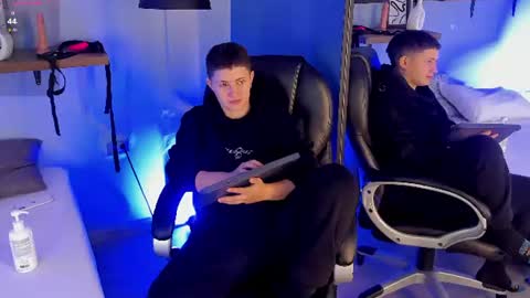 Snapshot of deluca_vega chatting on June 28, 2026, 1:28 pm Deluca Vega online show from June 28, 2026, 1:28 pm