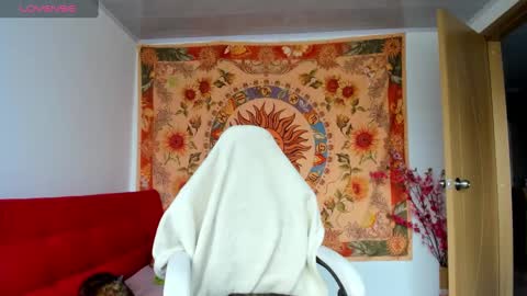 demeter__ online show from September 10, 2025, 5:46 pm