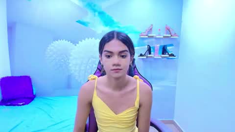 DEMI online show from December 15, 2025, 2:32 pm