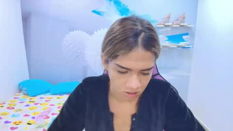 DEMI online show from February 7, 2026, 11:36 am