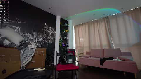 Snapshot of demianblake chatting on September 17, 2025, 2:41 pm demianblake online show from September 17, 2025, 2:41 pm