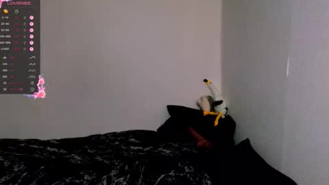 Snapshot of demmi_foxy chatting on October 20, 2025, 11:10 am Demmi online show from October 20, 2025, 11:10 am