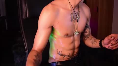 Snapshot of demonkush_ chatting on June 17, 2026, 4:26 am DemonKush online show from June 17, 2026, 4:26 am