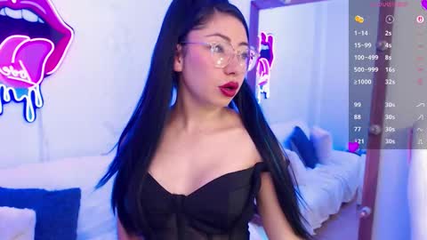 Snapshot of demyanderson_ chatting on February 17, 2026, 8:48 pm Demy online show from February 17, 2026, 8:48 pm