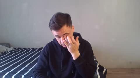 den4ik_sport online show from April 4, 2026, 9:51 am