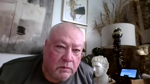 Snapshot of denboisvin2043 chatting on February 13, 2025, 2:42 pm denboisvin2043 online show from February 13, 2025, 2:42 pm