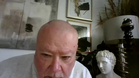 Snapshot of denboisvin2043 chatting on September 13, 2025, 11:10 am denboisvin2043 online show from September 13, 2025, 11:10 am