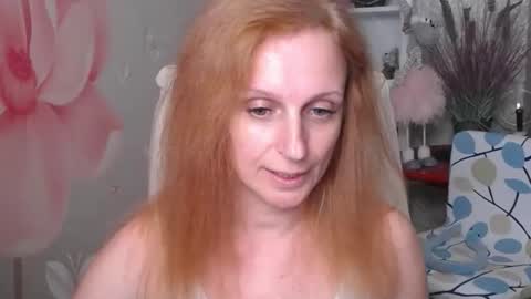 Snapshot of denhiey_here chatting on June 1, 2026, 3:47 pm denhiey online show from June 1, 2026, 3:47 pm