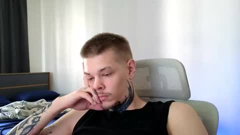 Snapshot of denis_here chatting on June 10, 2026, 6:45 am Denis online show from June 10, 2026, 6:45 am