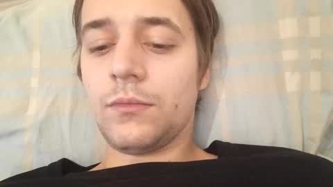 denis_q online show from January 18, 2025, 6:32 pm