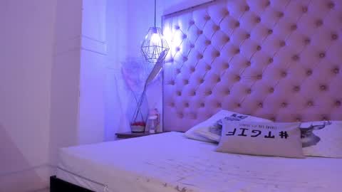 Snapshot of denisse_logan chatting on October 8, 2025, 3:15 am denisse_logan online show from October 8, 2025, 3:15 am