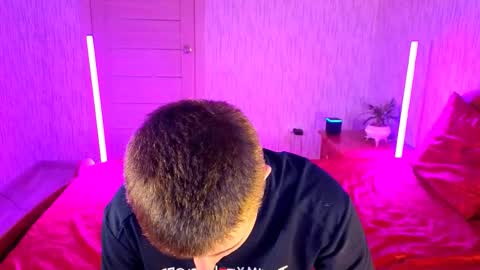 Denis online show from November 8, 2025, 3:18 am