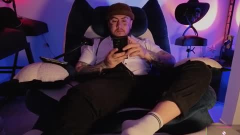 Oliver online show from January 14, 2026, 3:12 am