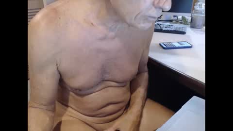 Den  Jet online show from September 14, 2025, 2:05 pm