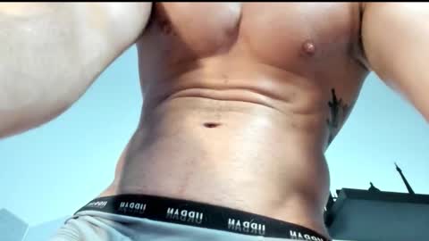 Dennis Bloom online show from November 13, 2025, 1:32 pm