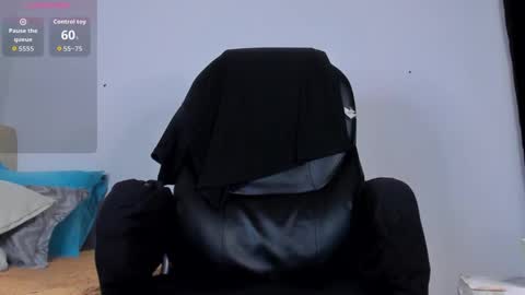 dennis munera online show from September 29, 2025, 12:32 pm