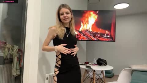 Denni online show from January 9, 2026, 5:26 pm