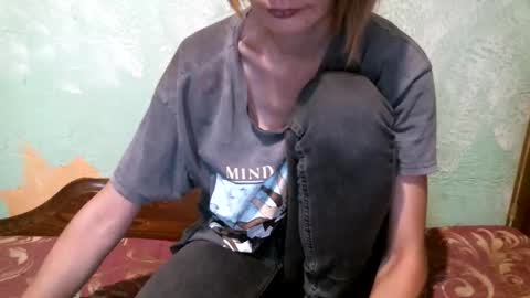 DennisXCarol online show from December 14, 2025, 9:03 am